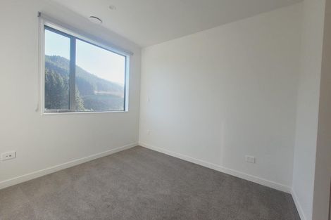 Photo of property in 88 Ara Paiwhenua, Tawa, Wellington, 5028