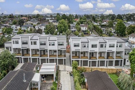 Photo of property in 7/345 Pakuranga Road, Pakuranga Heights, Auckland, 2010