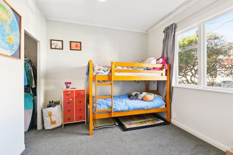 Photo of property in 33 Donald Mclean Street, Newtown, Wellington, 6021