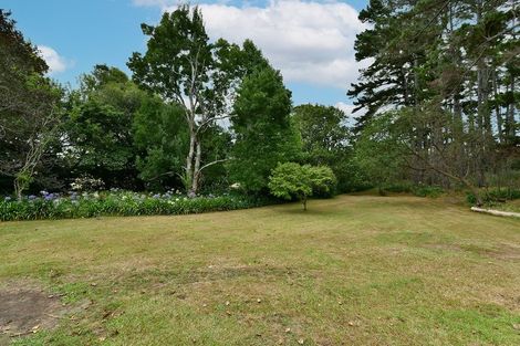 Photo of property in 1708 South Head Road, South Head, Helensville, 0874