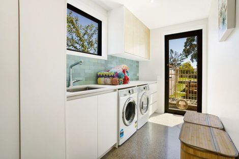 Photo of property in 103 Beach Road, Whangamata, 3620