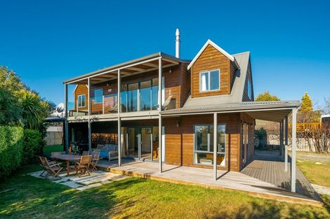 Photo of property in 4 Parry Crescent, Lake Hawea, Wanaka, 9382