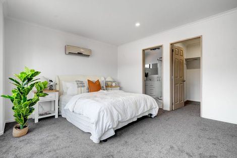 Photo of property in 17 Edgewood Way, Henderson, Auckland, 0612