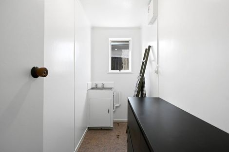 Photo of property in 53 Urlich Avenue, Melville, Hamilton, 3206