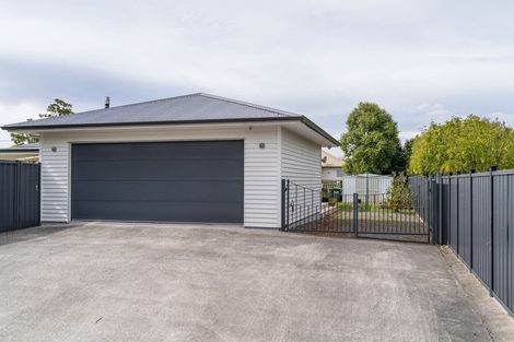 Photo of property in 9 Massey Street, Greytown, 5712