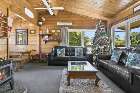 Photo of property in 33 Sunset Street, Hilltop, Taupo, 3330
