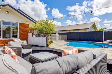 Photo of property in 23 Mirbeck Avenue, Cambridge, 3434