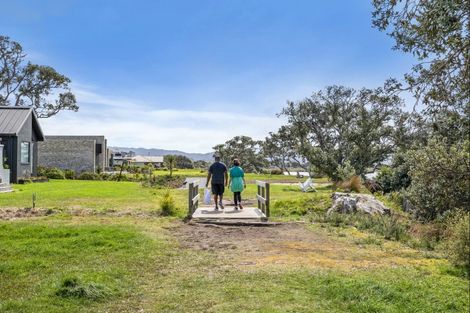 Photo of property in 22 William Gilbert Drive, Mangawhai, 0505