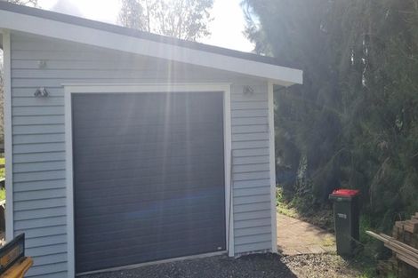 Photo of property in 195 Riverhead Road, Kumeu, 0892