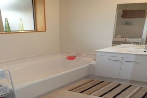 Photo of property in 66 Martin Avenue, Beckenham, Christchurch, 8023