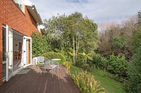 Photo of property in 98a Warren Crescent, Hillmorton, Christchurch, 8025