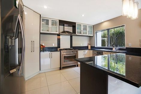 Photo of property in 2 Hawkdun Drive, Flat Bush, Auckland, 2016