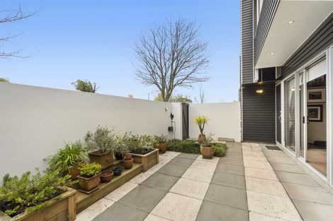 Photo of property in 23u5 Marama Street, Frankton, Hamilton, 3204