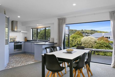 Photo of property in 94 Harvey Street, Waipahihi, Taupo, 3330