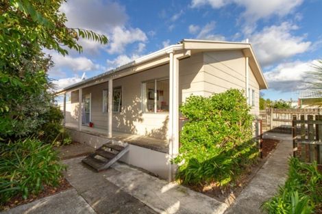 Photo of property in 20b Hilton Grove, Kelvin Grove, Palmerston North, 4414