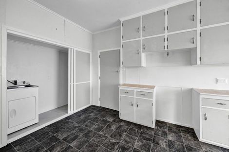 Photo of property in 49 Cloten Road, Stratford, 4332