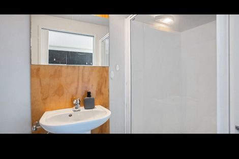 Photo of property in Urbane Apartments, 44/29 Webb Street, Mount Cook, Wellington, 6011