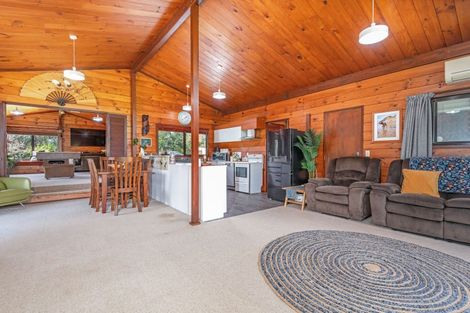Photo of property in 450 Fitzherbert Road East, Aokautere, Palmerston North, 4471