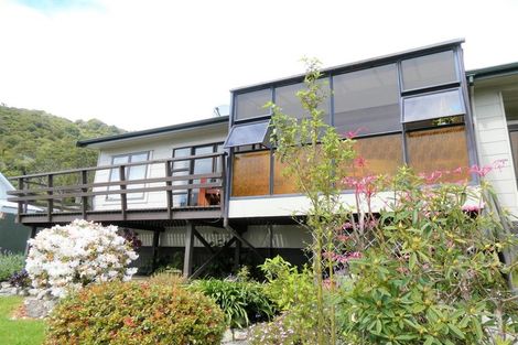 Photo of property in 10 Smith Street, Greymouth, 7805