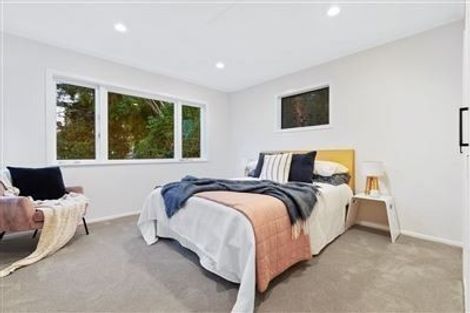 Photo of property in 11 Ranui Station Road, Ranui, Auckland, 0612