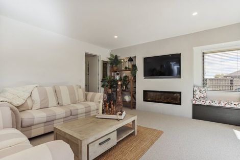 Photo of property in 43 Chambers Avenue, Woodend, 7610