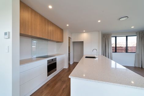 Photo of property in 7 Mccahon Drive, Rangiora, 7400