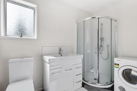 Photo of property in 51 Aberdeen Road, Castor Bay, Auckland, 0620
