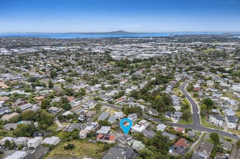 Photo of property in 3/22 Hogans Road, Glenfield, Auckland, 0629