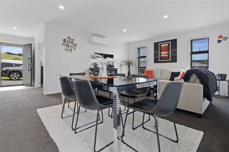 Photo of property in 9 Manatu Close, Whangamata, 3691