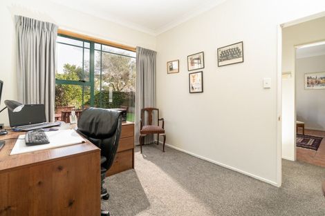Photo of property in Mt Carmel Mews, 11/9 Arawa Road, Hataitai, Wellington, 6021
