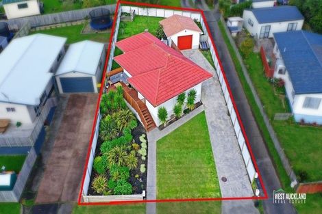 Photo of property in 40 Hindmarsh Street, Henderson, Auckland, 0612