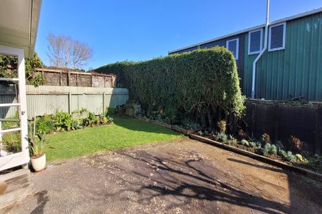 Photo of property in 74b Barrett Street, Westown, New Plymouth, 4310
