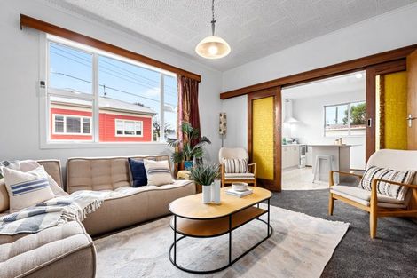 Photo of property in 96 Owen Street, Newtown, Wellington, 6021