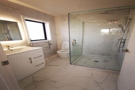 Photo of property in 124d Rosier Road, Glen Eden, Auckland, 0602