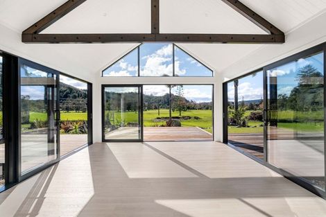 Photo of property in 20 Titoki Lane, Whangamata, 3691