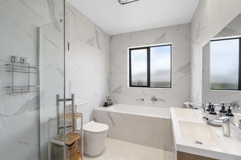 Photo of property in 105 Matua Road, Huapai, Kumeu, 0810