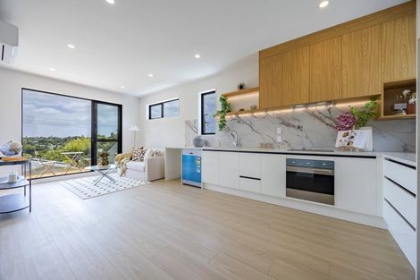 Photo of property in 10 Alexander Avenue, Torbay, Auckland, 0630