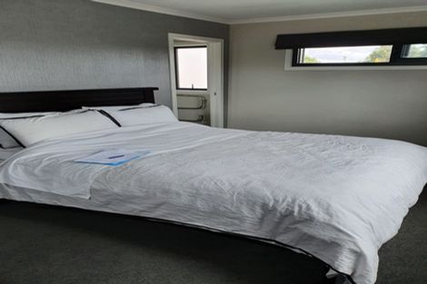 Photo of property in 382u1 Cobham Drive, Hillcrest, Hamilton, 3216