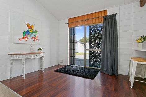 Photo of property in 80 Princes Street, Cambridge, 3434