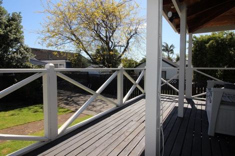 Photo of property in 15a Fitzroy Street, Papatoetoe, Auckland, 2104