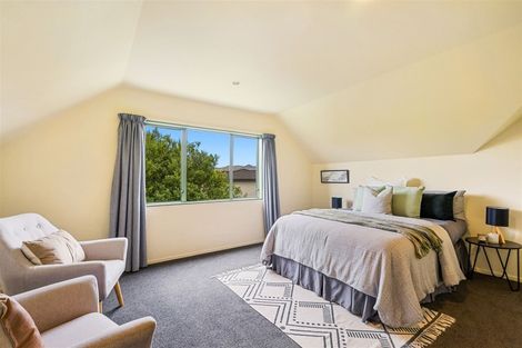 Photo of property in 20 Lanyon Place, Whitby, Porirua, 5024