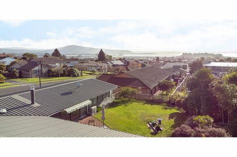Photo of property in 14 Mark Place, Lynmore, Rotorua, 3010