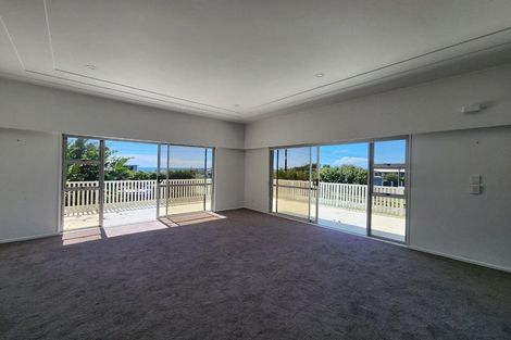 Photo of property in 36 Jans Terrace, Oakura, 4314