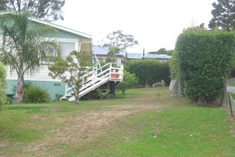 Photo of property in 34 Potter Avenue, Northcote, Auckland, 0627