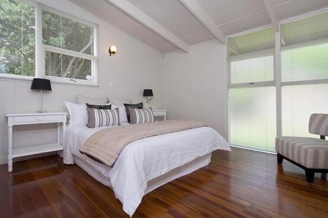 Photo of property in 21 Rimu Street, New Lynn, Auckland, 0600