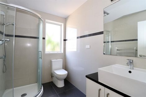 Photo of property in 10 Cahir Place, Flat Bush, Auckland, 2019