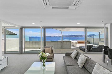 Photo of property in 225 Lake Terrace, Waipahihi, Taupo, 3330