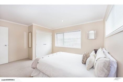 Photo of property in 15 Saltwood Street, Red Beach, 0932