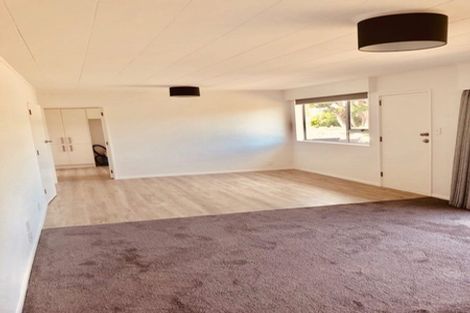 Photo of property in 105a&b Hillcrest Road, Raumati Beach, Paraparaumu, 5032