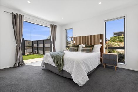 Photo of property in 37 Farrant Drive, Wanaka, 9305